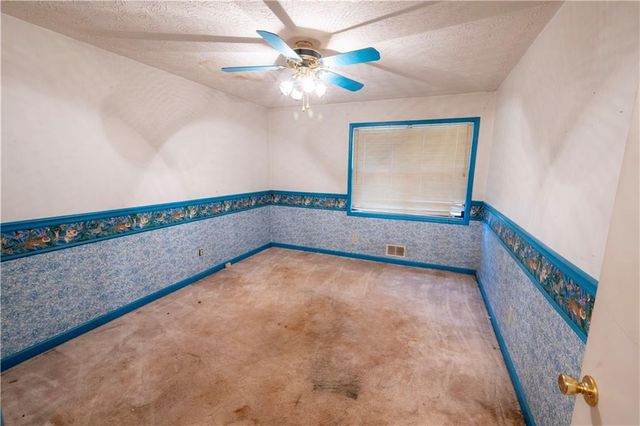 209 Pinewood Lane, Stockbridge, GA 30281