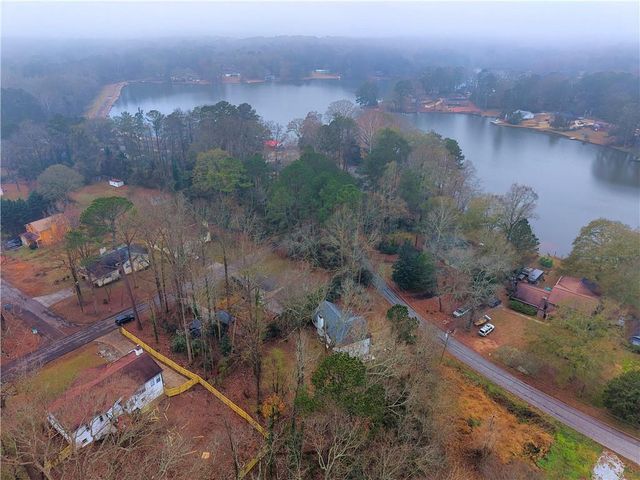 209 Pinewood Lane, Stockbridge, GA 30281