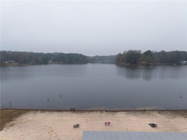 209 Pinewood Lane, Stockbridge, GA 30281