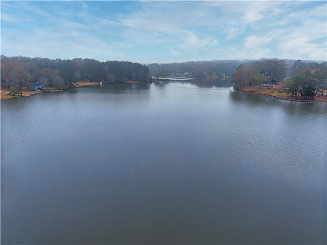 209 Pinewood Lane, Stockbridge, GA 30281