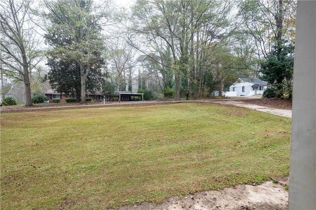 209 Pinewood Lane, Stockbridge, GA 30281