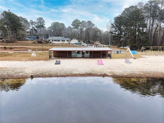 209 Pinewood Lane, Stockbridge, GA 30281