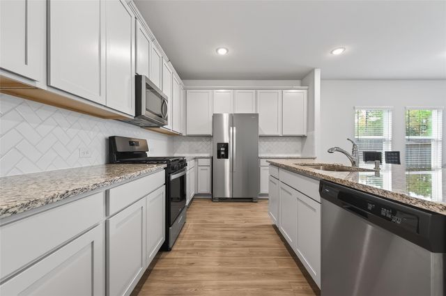 26218 Emory Hollow Drive, Tomball, TX 77375