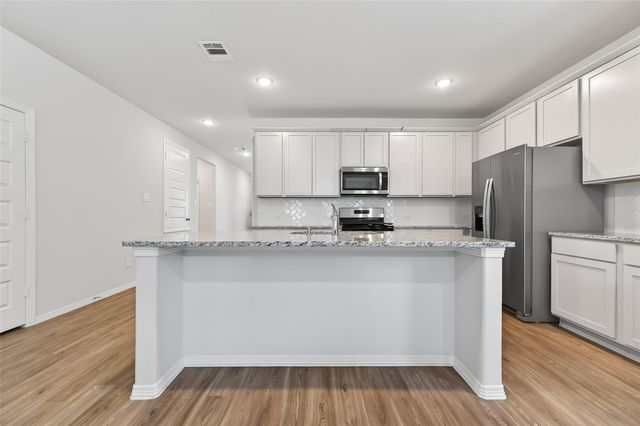 26218 Emory Hollow Drive, Tomball, TX 77375