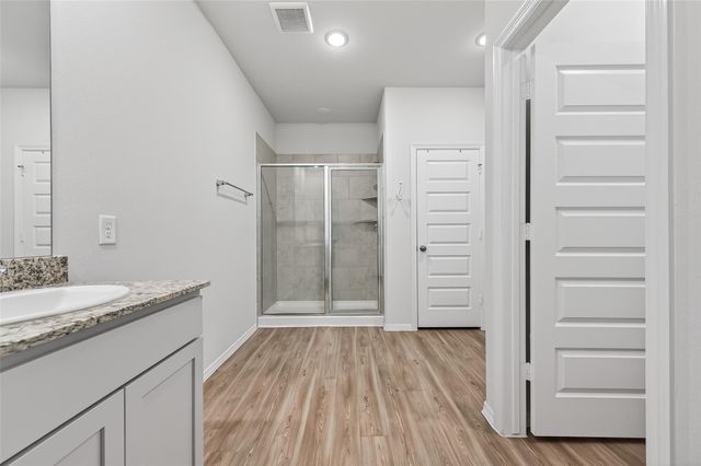 26218 Emory Hollow Drive, Tomball, TX 77375