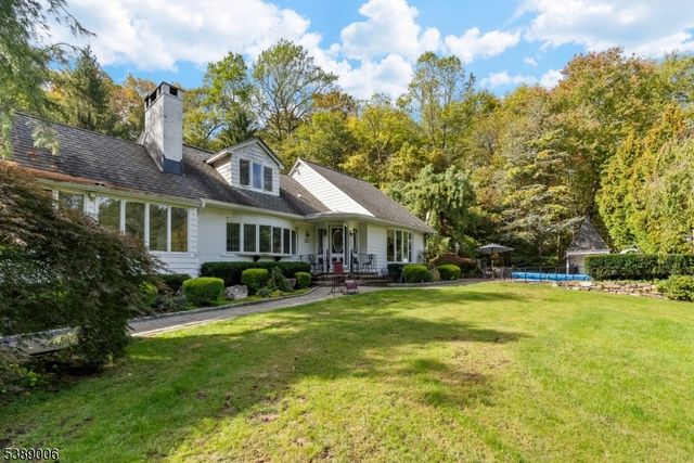 441 Stonetown Rd, Ringwood Boro, NJ 07456