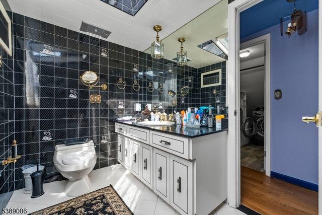 441 Stonetown Rd, Ringwood Boro, NJ 07456