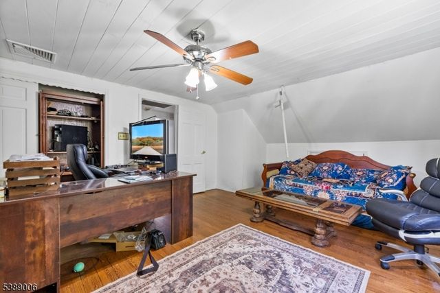 441 Stonetown Rd, Ringwood Boro, NJ 07456