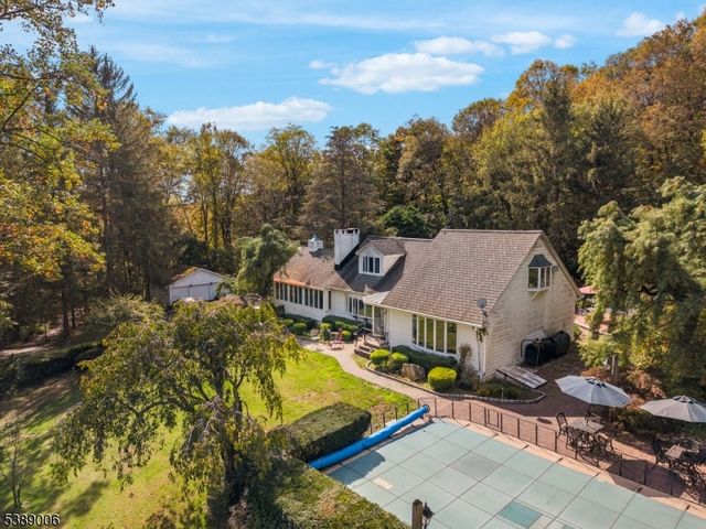 441 Stonetown Rd, Ringwood Boro, NJ 07456