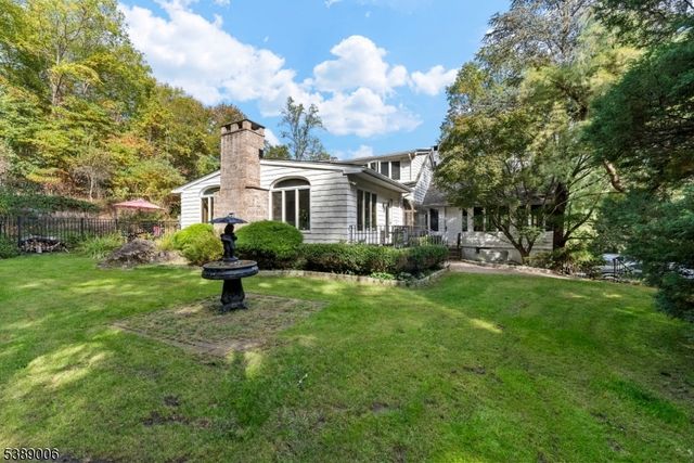 441 Stonetown Rd, Ringwood Boro, NJ 07456