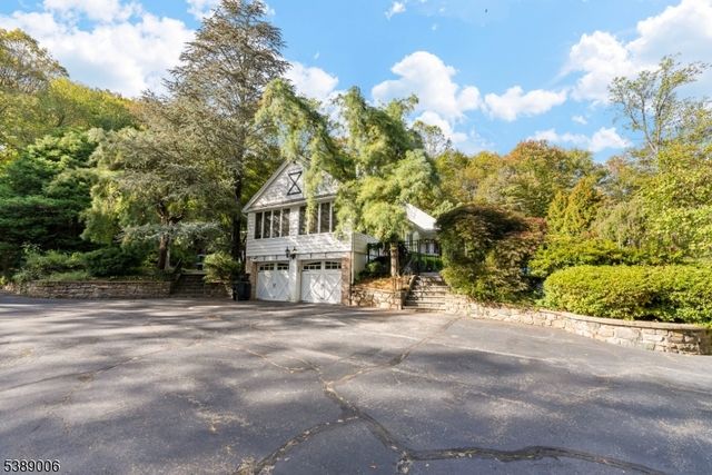 441 Stonetown Rd, Ringwood Boro, NJ 07456