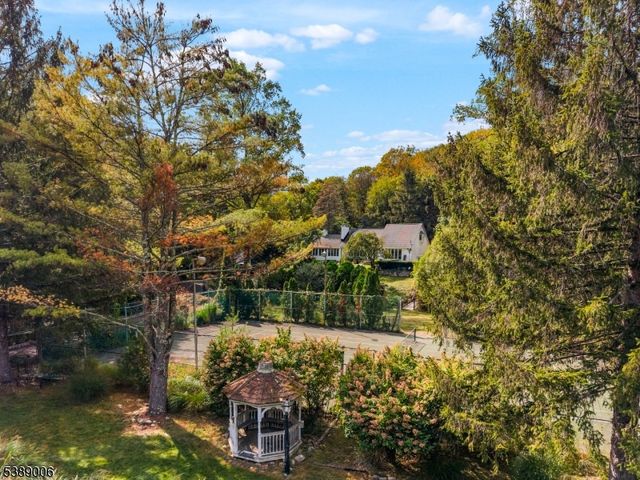 441 Stonetown Rd, Ringwood Boro, NJ 07456