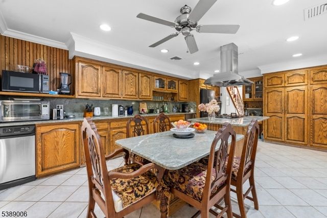 441 Stonetown Rd, Ringwood Boro, NJ 07456