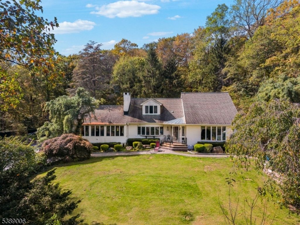 441 Stonetown Rd, Ringwood Boro, NJ 07456