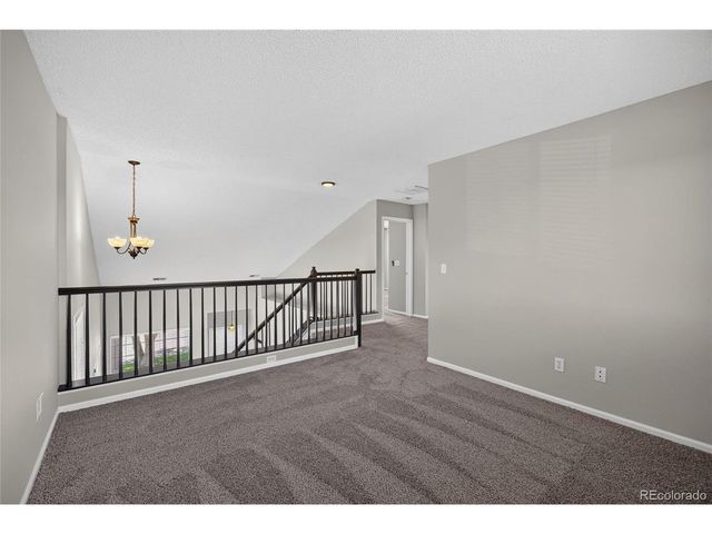 20285 E Belleview Ln, Centennial, CO 80015
