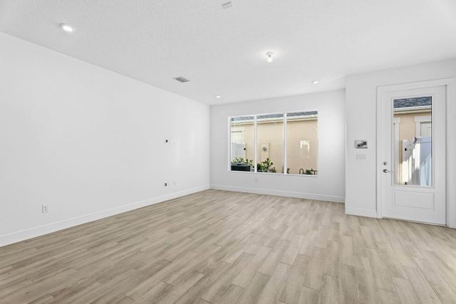 866 SW Bushel Trail, Palm City, FL 34990