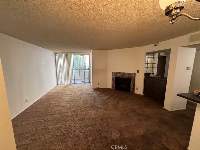 8535 W West Knoll 202, West Hollywood, CA 90069