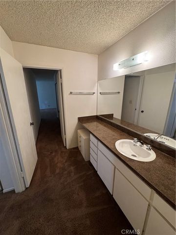 8535 W West Knoll 202, West Hollywood, CA 90069