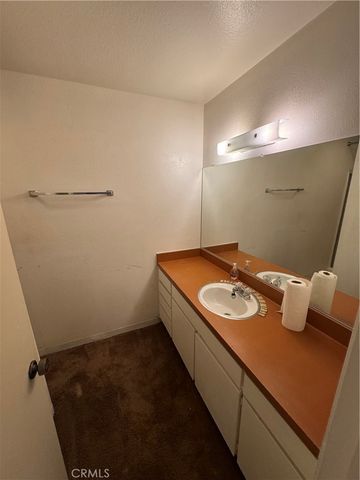 8535 W West Knoll 202, West Hollywood, CA 90069