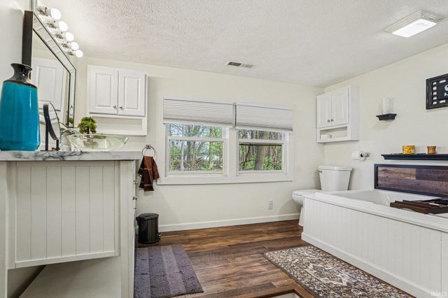 51220 Maplewood Drive, Elkhart, IN 46514