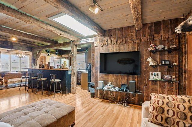 51220 Maplewood Drive, Elkhart, IN 46514