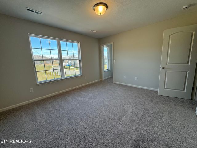 8906 Keenberg Lane, Knoxville, TN 37931