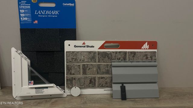 8906 Keenberg Lane, Knoxville, TN 37931