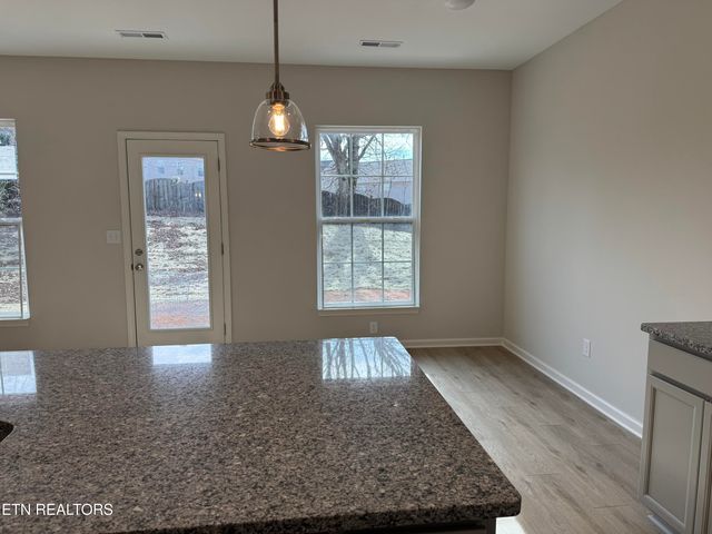 8906 Keenberg Lane, Knoxville, TN 37931