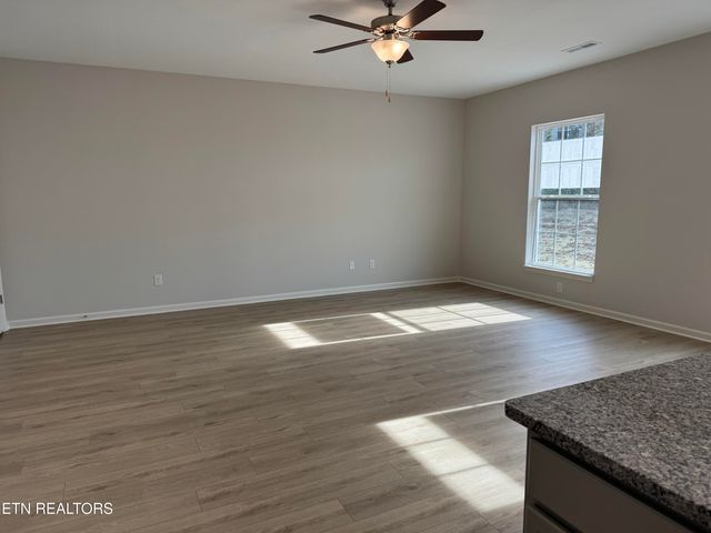 8906 Keenberg Lane, Knoxville, TN 37931