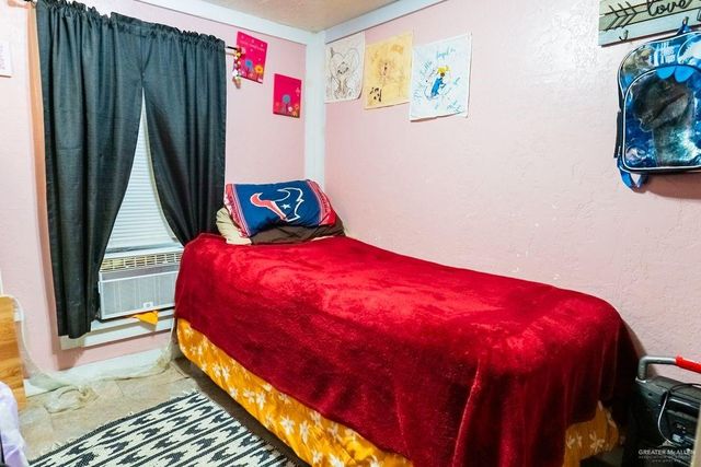 7208 Puffin Street, Edinburg, TX 78542