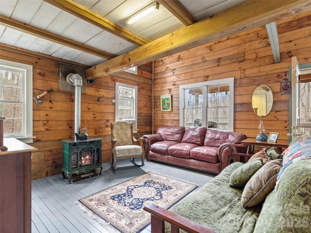 2701 Roses Branch Road, Bakersville, NC 28705