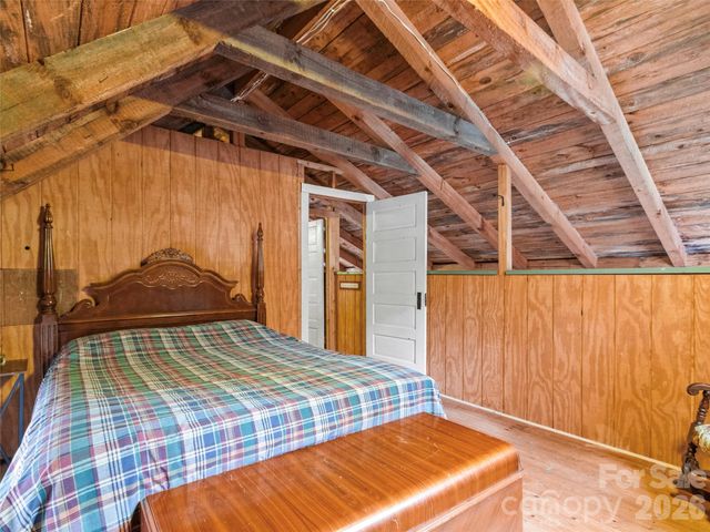 2701 Roses Branch Road, Bakersville, NC 28705