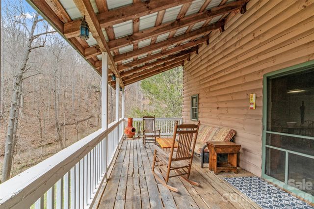 2701 Roses Branch Road, Bakersville, NC 28705