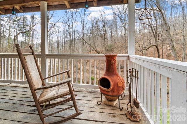 2701 Roses Branch Road, Bakersville, NC 28705