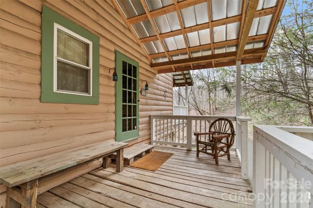 2701 Roses Branch Road, Bakersville, NC 28705