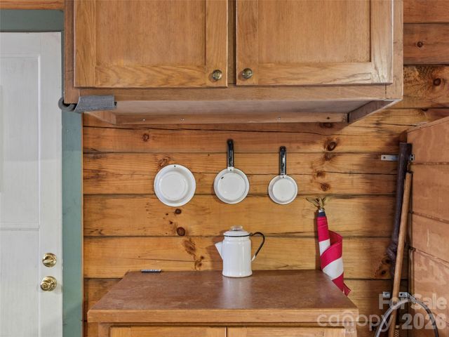 2701 Roses Branch Road, Bakersville, NC 28705