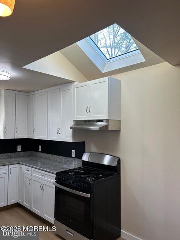 28 Cedar Street, New Egypt, NJ 08533