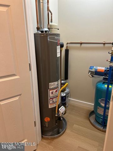 28 Cedar Street, New Egypt, NJ 08533