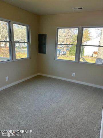 28 Cedar Street, New Egypt, NJ 08533