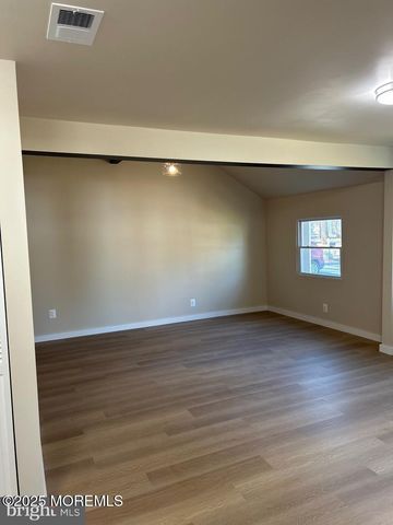 28 Cedar Street, New Egypt, NJ 08533