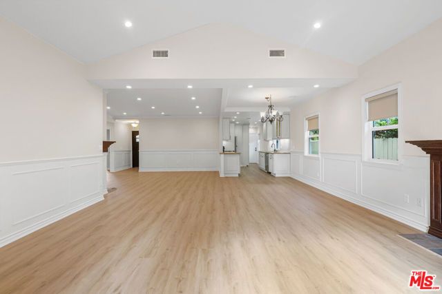 14716 Cumpston Street, Sherman Oaks, CA 91411