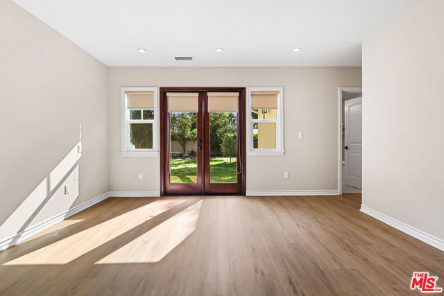 14716 Cumpston Street, Sherman Oaks, CA 91411