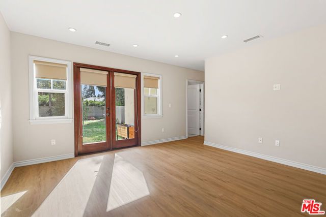 14716 Cumpston Street, Sherman Oaks, CA 91411