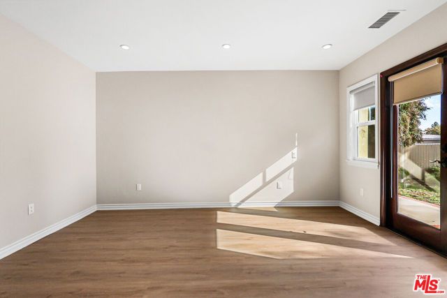 14716 Cumpston Street, Sherman Oaks, CA 91411