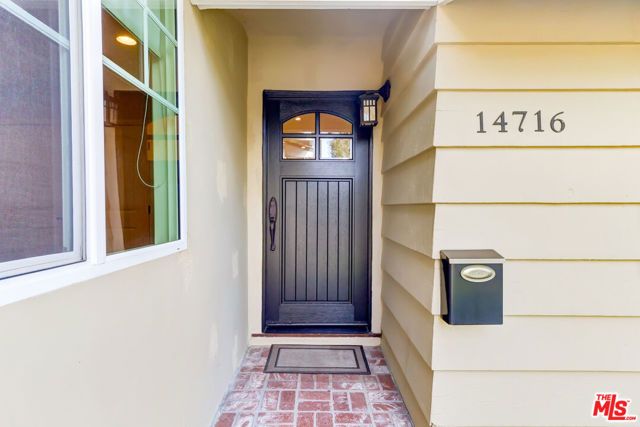 14716 Cumpston Street, Sherman Oaks, CA 91411