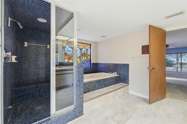 1803 COUNTRY CLUB COURT, Plant City, FL 33566