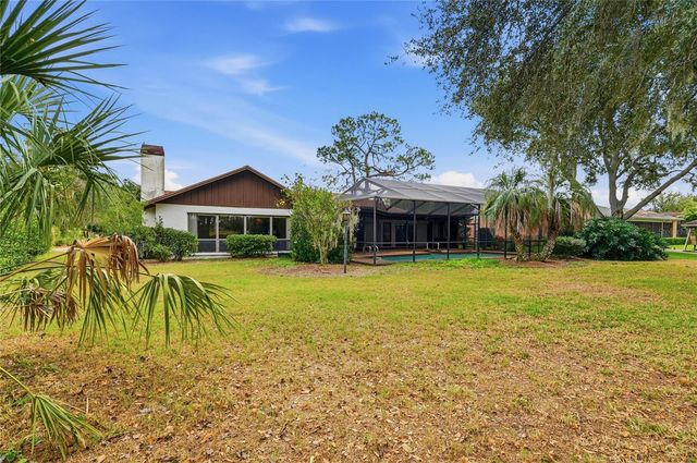 1803 COUNTRY CLUB COURT, Plant City, FL 33566