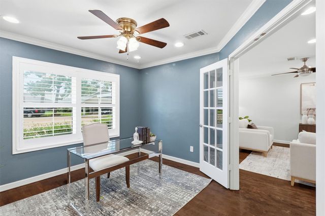 1734 Knightwick Drive, Houston, TX 77008
