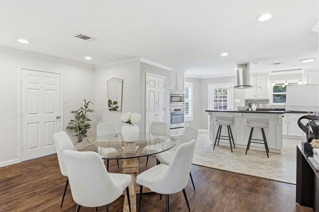 1734 Knightwick Drive, Houston, TX 77008