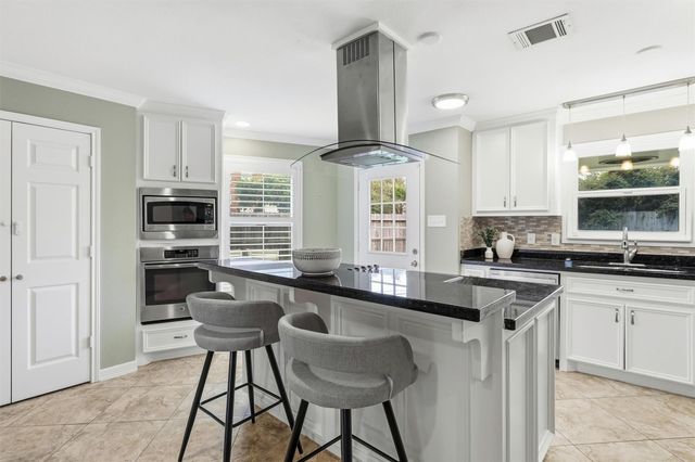 1734 Knightwick Drive, Houston, TX 77008